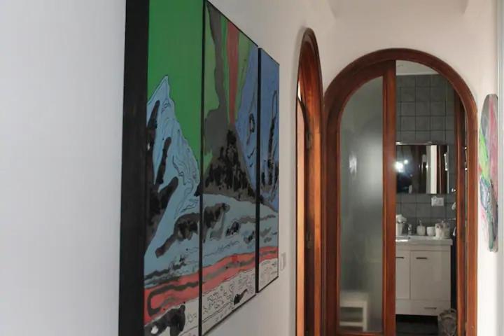Vesuvius Suite - Elegante Appartamento In Centro Naples Exterior photo